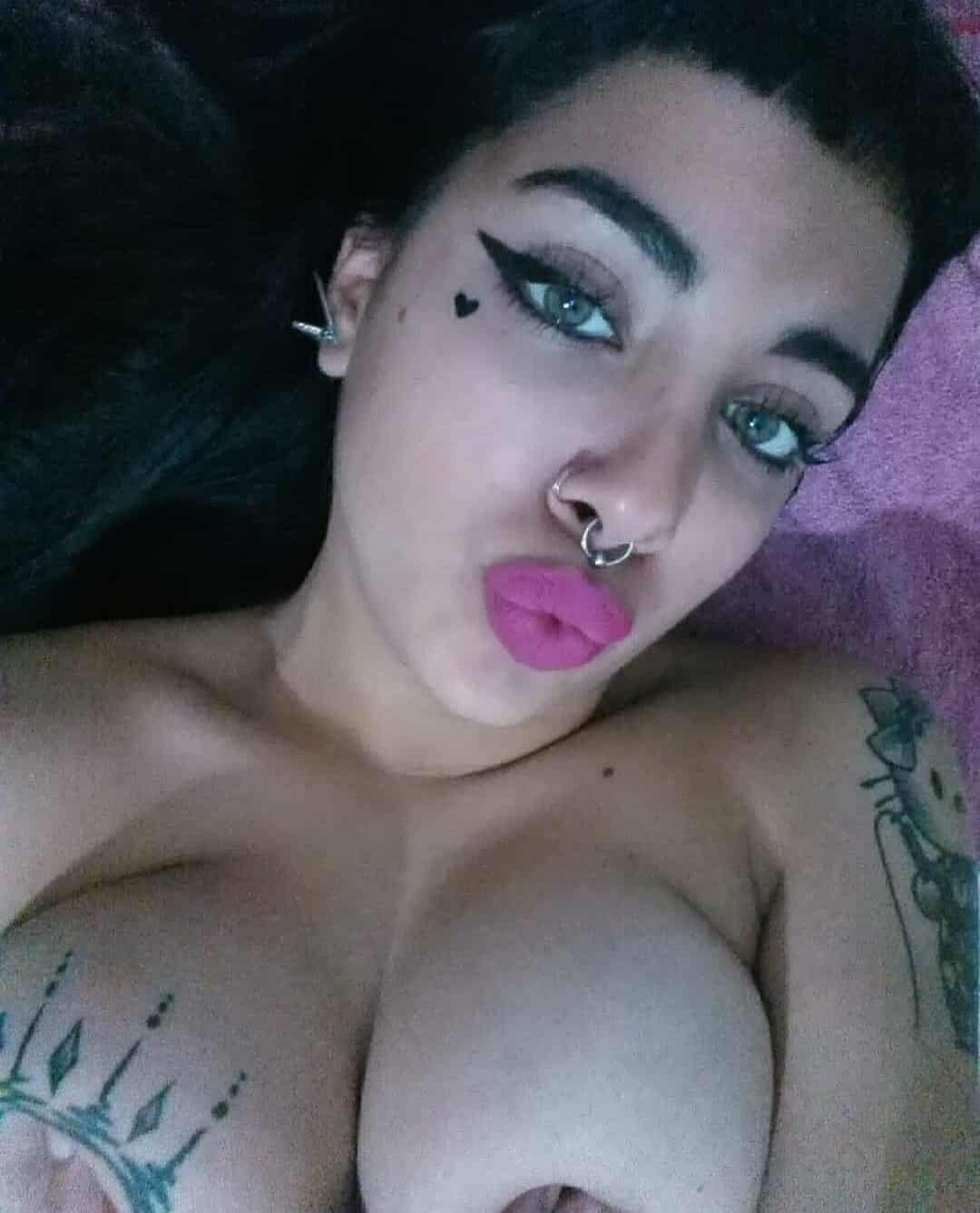 Babysitter Lexi photo 3